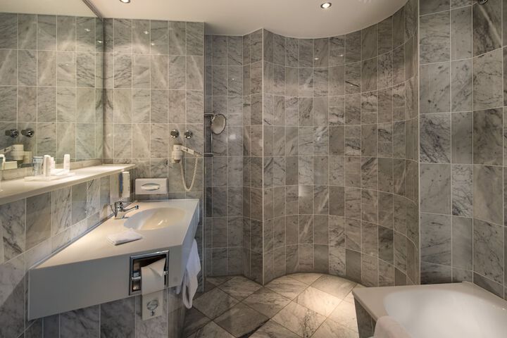 Bath Interior
