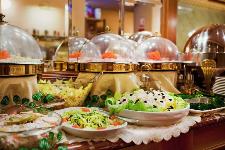 Dining 52 of 62