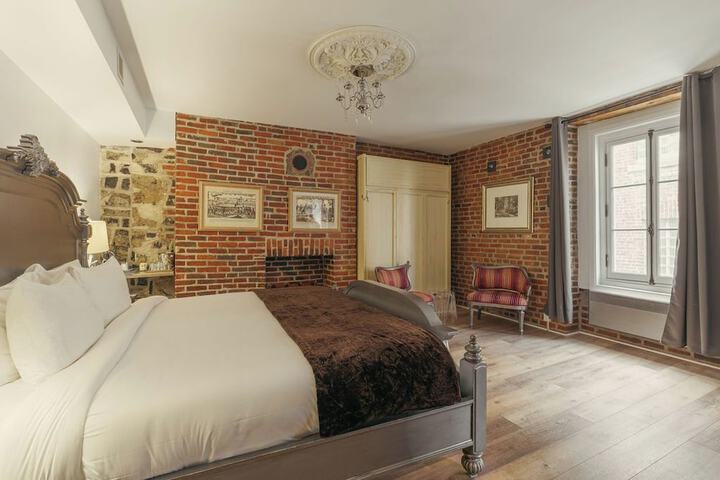 Room 40 of 81