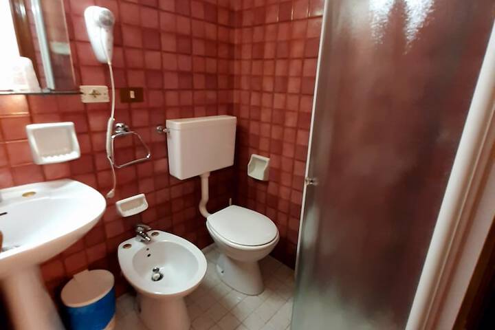 Clean Restrooms