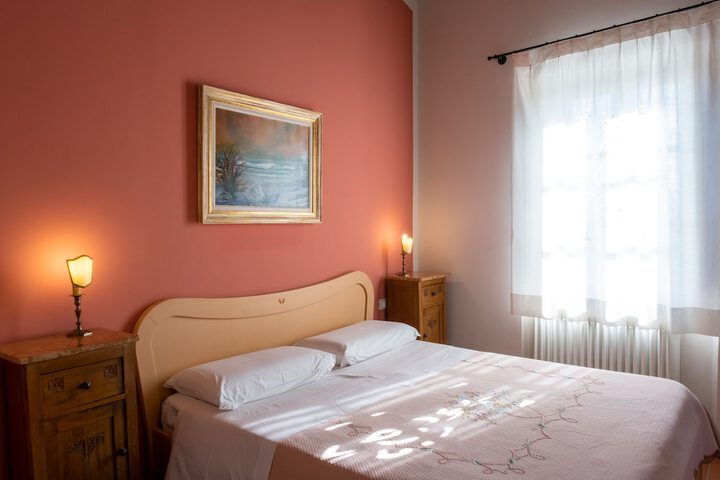 Room 7 of 47