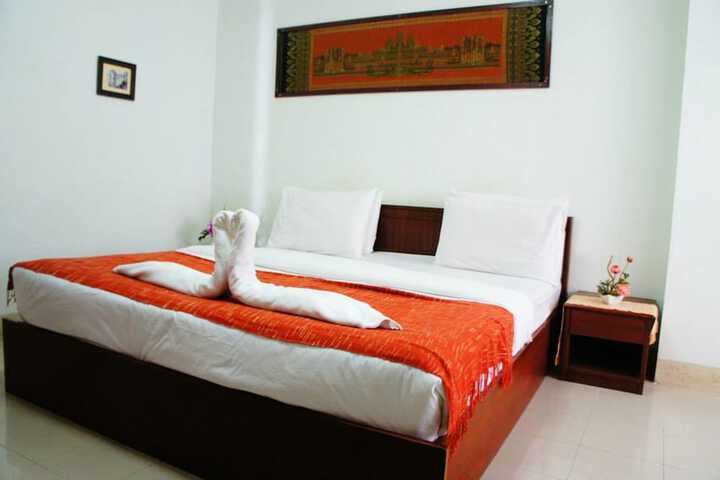 Room 8 of 41