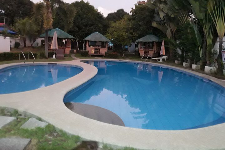 Hero Image 1 of 5