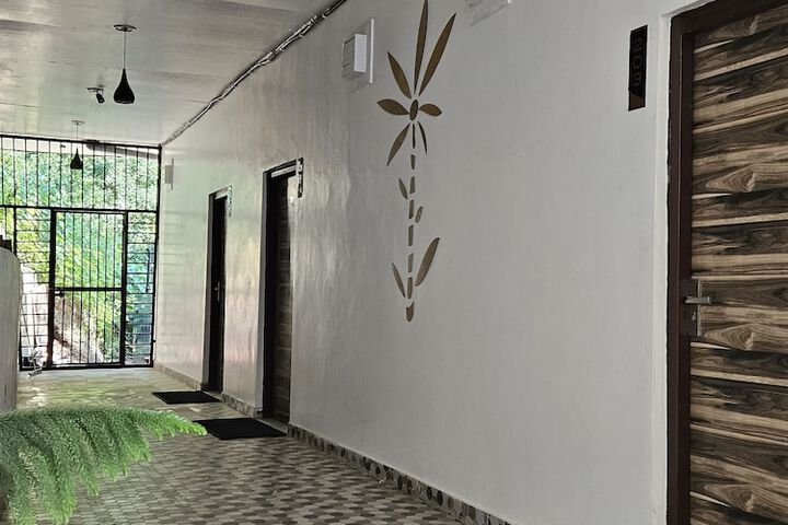 Ballroom/Hall 14 of 17
