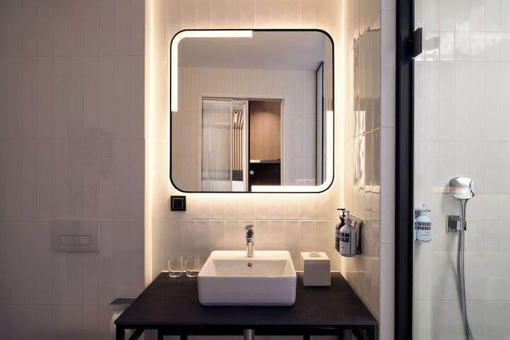 Room 42 of 52