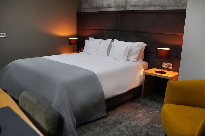 Room 15 of 52