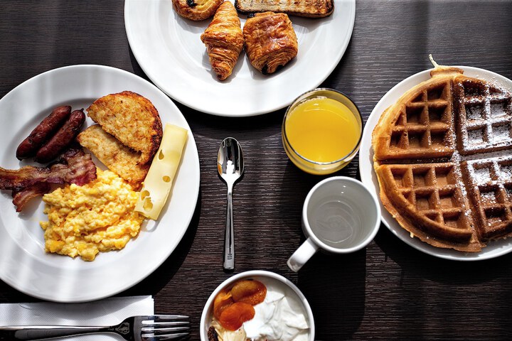 Breakfast/Coffee Service 56 of 76