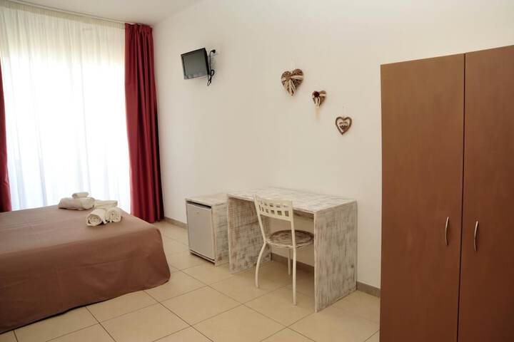 Room 34 of 62
