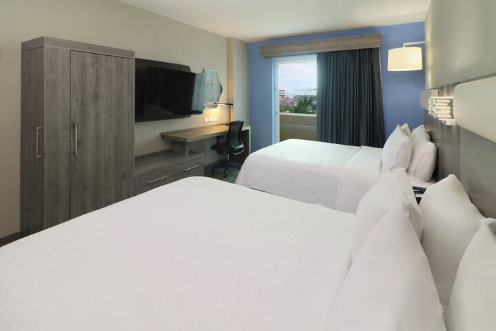 Room 6 of 70