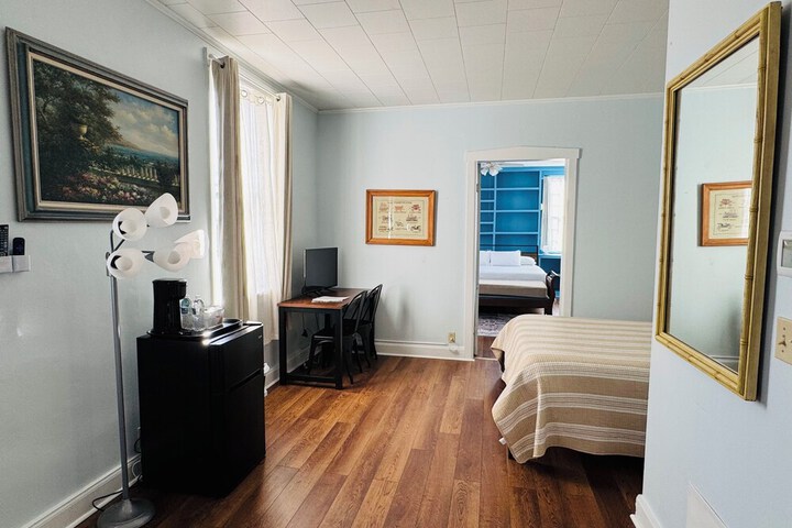 Room 6 of 58