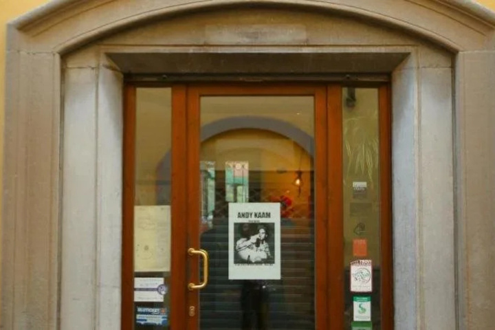 Al Tagliere Di Nese
