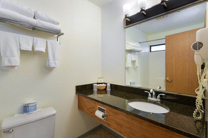 Room 6 of 6