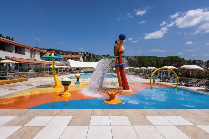 Hotel with Pool