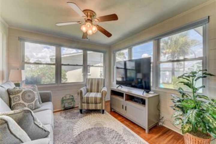 Plaza Cottage in Ormond Beach, FL