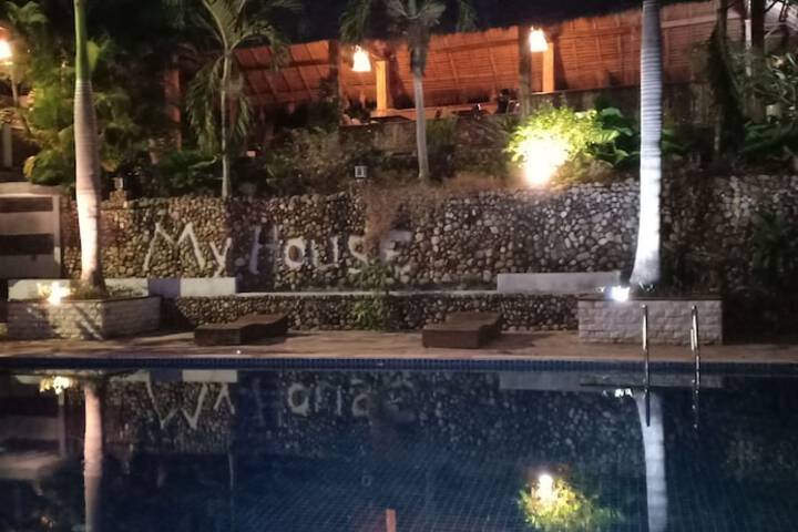 Pool 45 of 69
