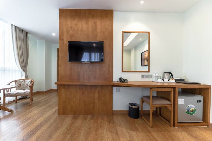 Room 18 of 40