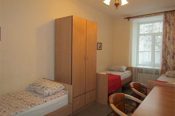 Room 15 of 44