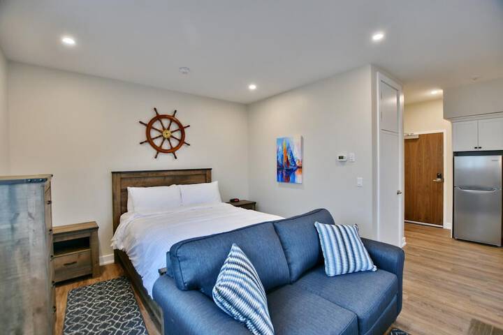 Room 4 of 30