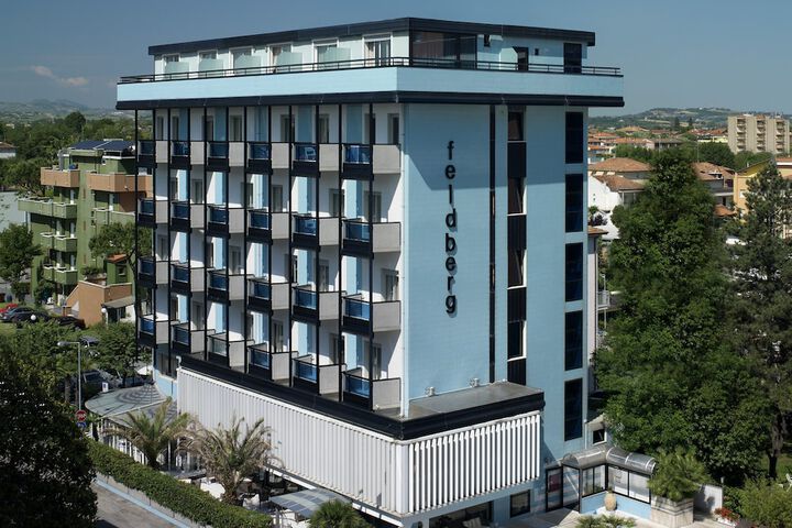 Hotel 110 of 111