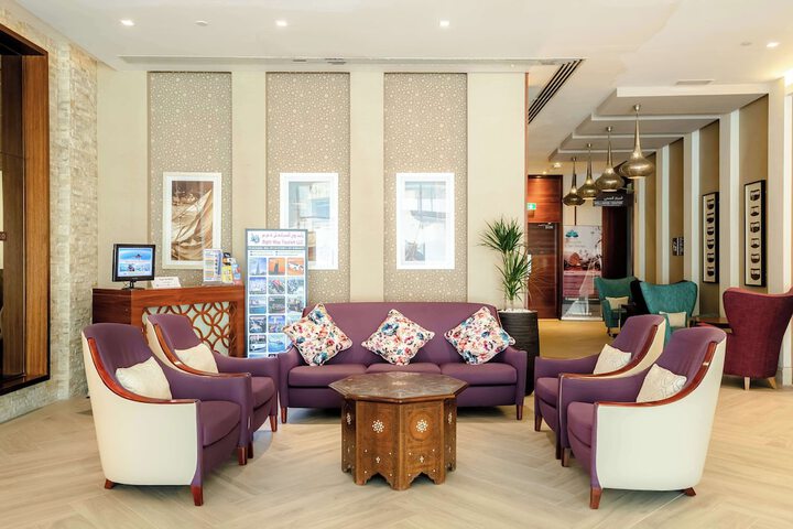 Guest Lobby