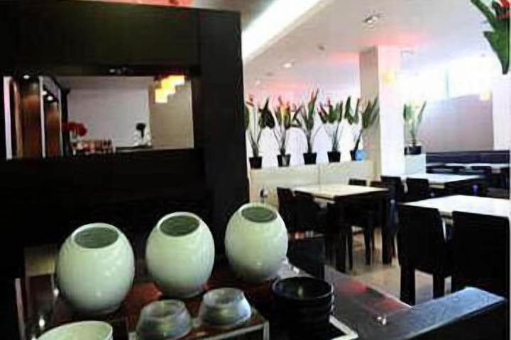 Dining Photos