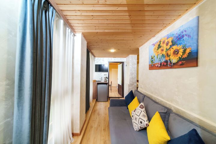 Room 45 of 149