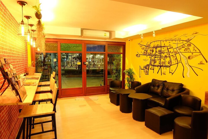 Hotel 2 of 82