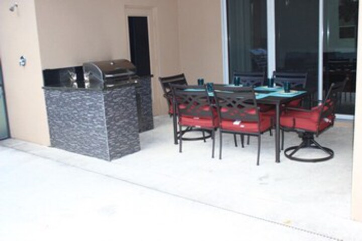 Terrace/Patio 26 of 32