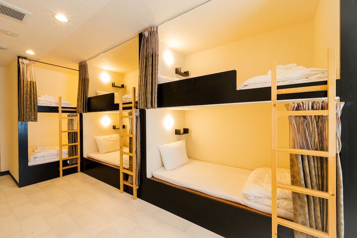 Room 20 of 53