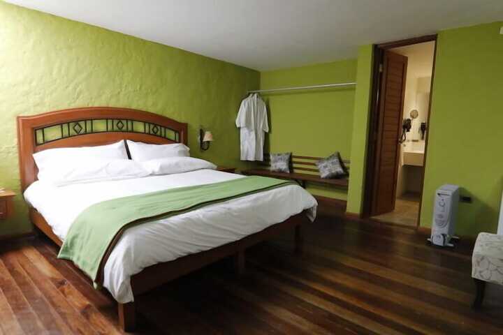 Room 7 of 44