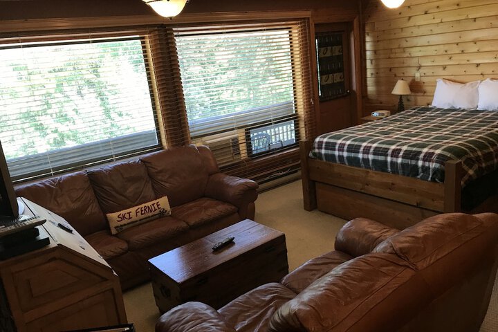 Room 16 of 98