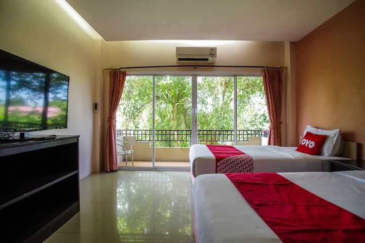 Room 9 of 49