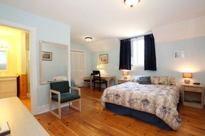 Room 12 of 50