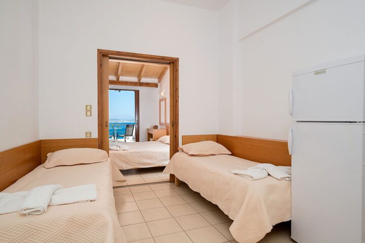 Room 10 of 91