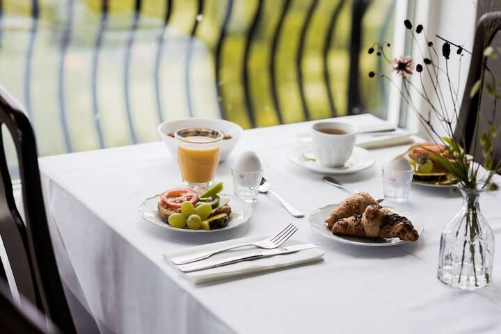 Breakfast/Coffee Service 35 of 58