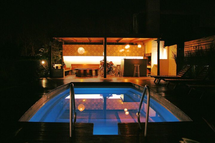 Pool 103 of 133