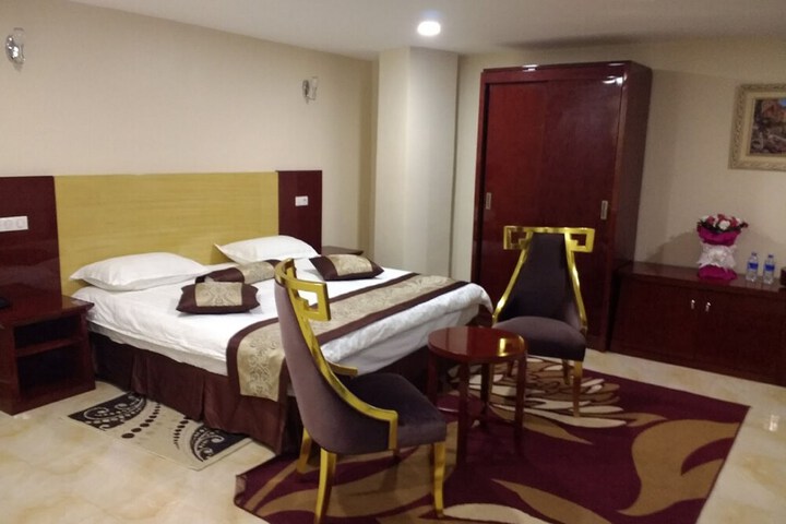 Room 18 of 59