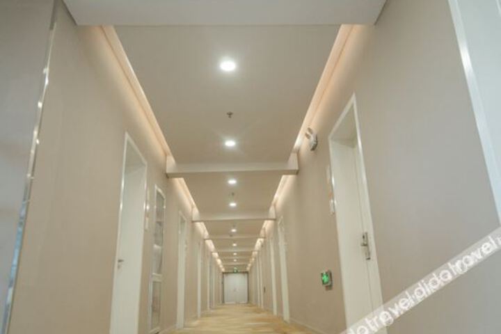 Hotel Interior 27 of 45