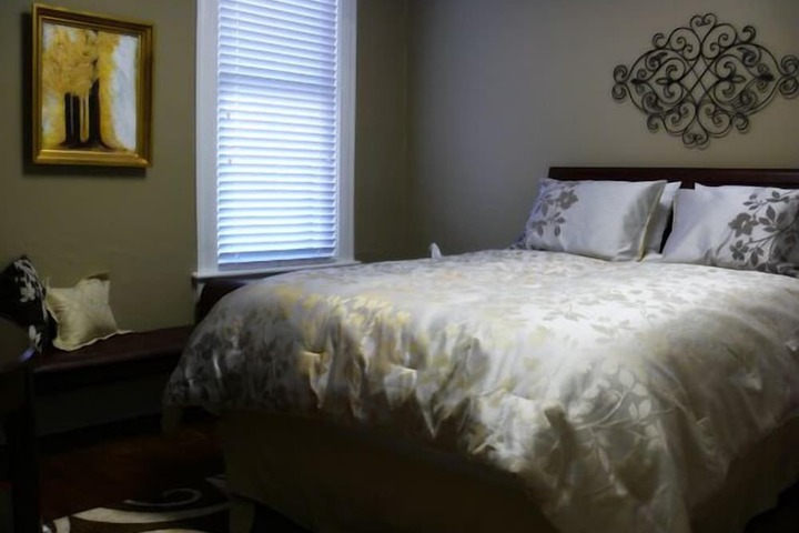 Room 4 of 23