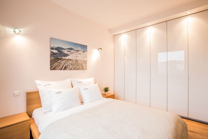 Room 14 of 140