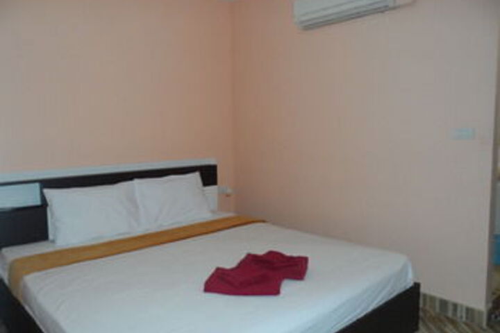 Room 14 of 56