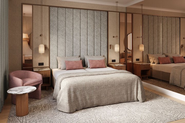Room 33 of 102