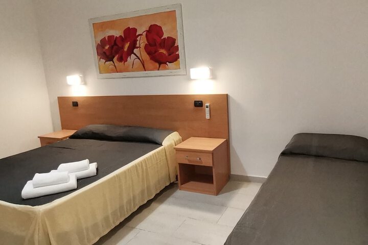 Room 9 of 44