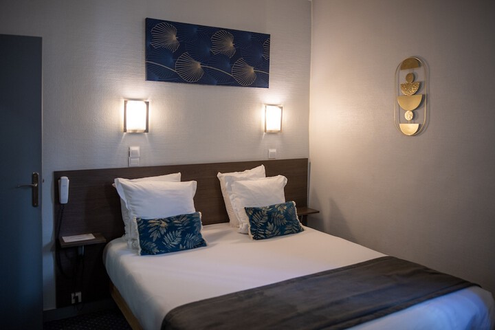 Room 12 of 31