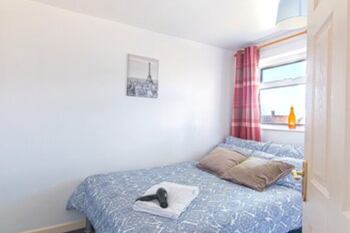 Room 7 of 26