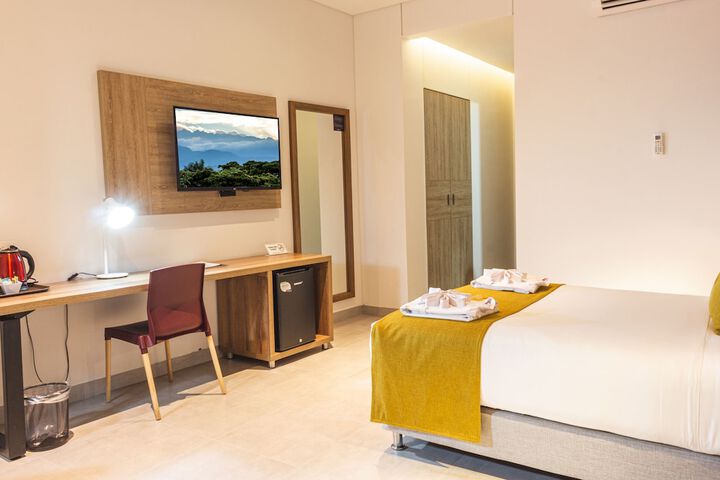 Room 10 of 49