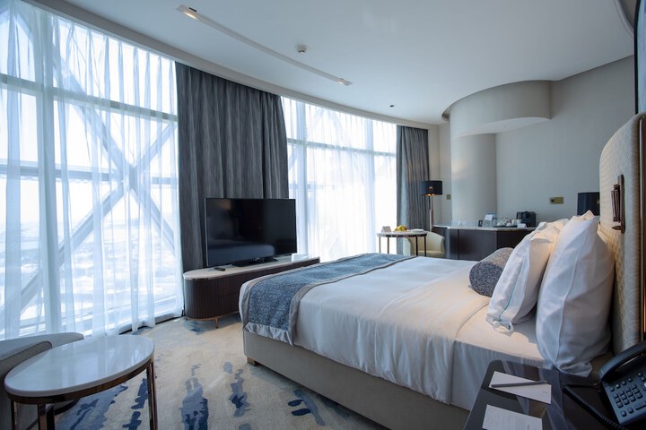 Room 12 of 88