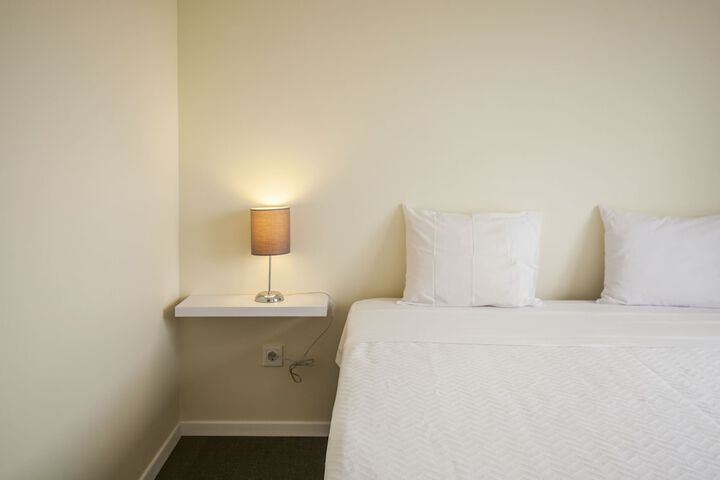 Room 30 of 87