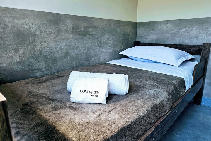 Room 4 of 34
