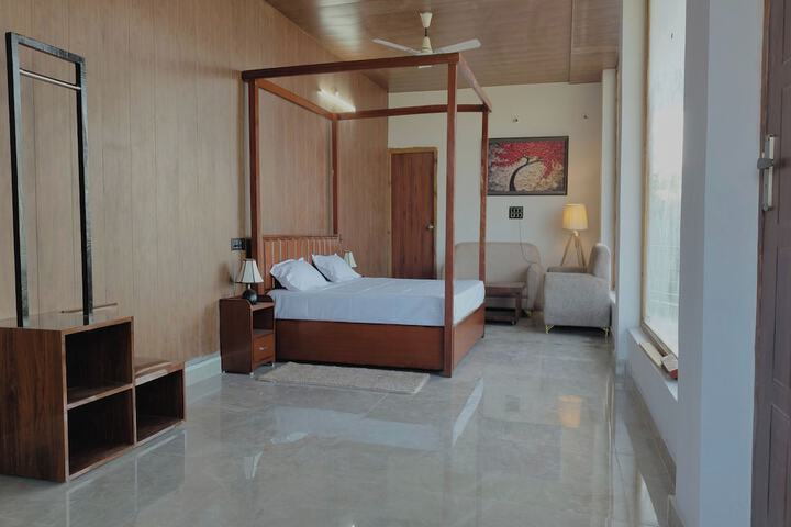 Room 22 of 45